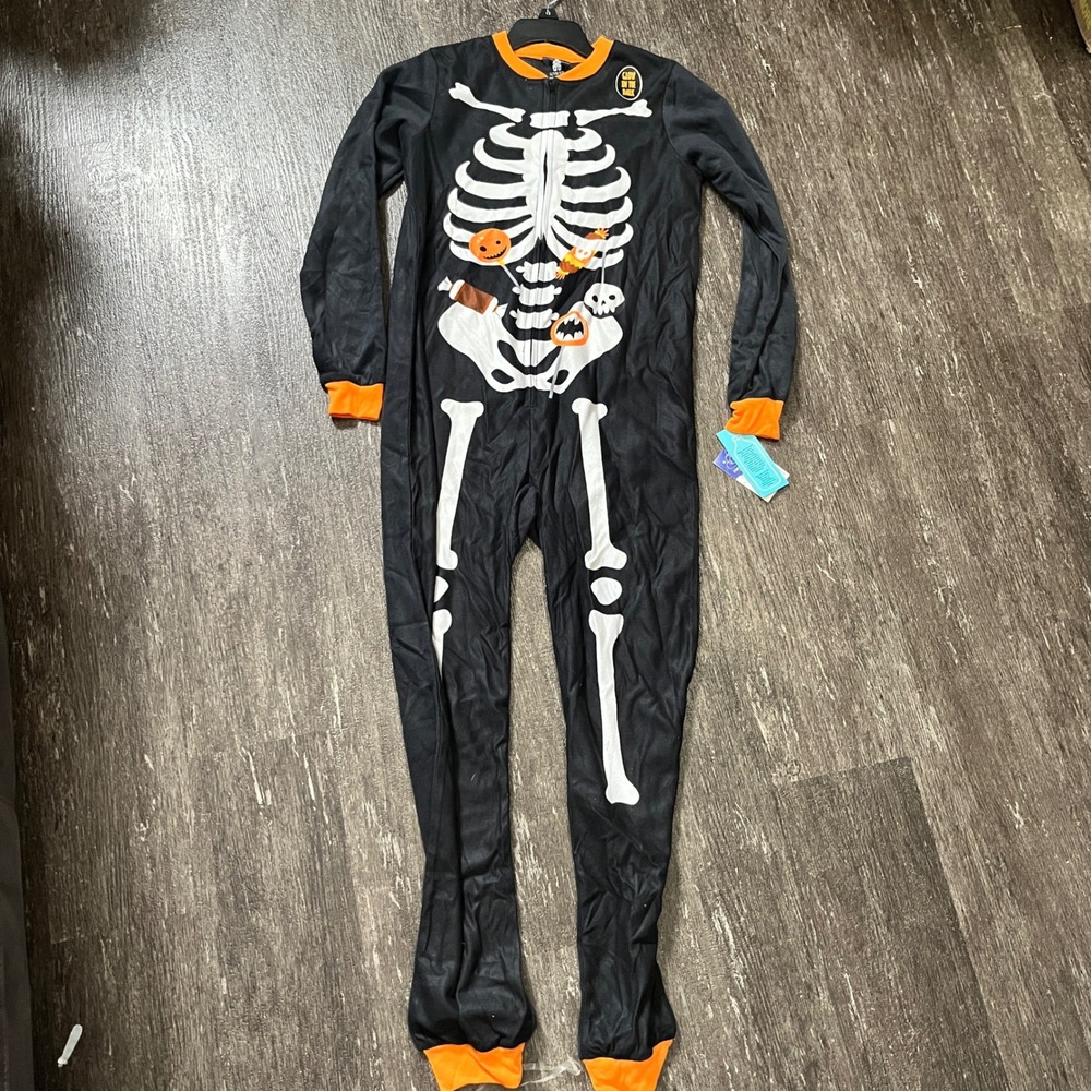 Kids Halloween Skeleton Candy Glow In The Dark Footed Pajamas Size L